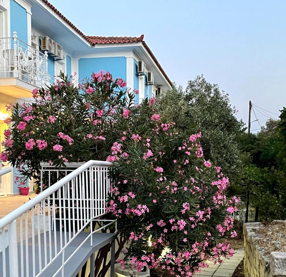 Stratos Ξενοδοχείο 2*